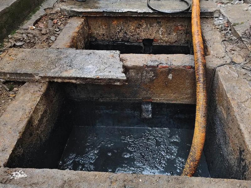 秣陵清理化粪池